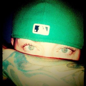 Meet your Posher, Bud